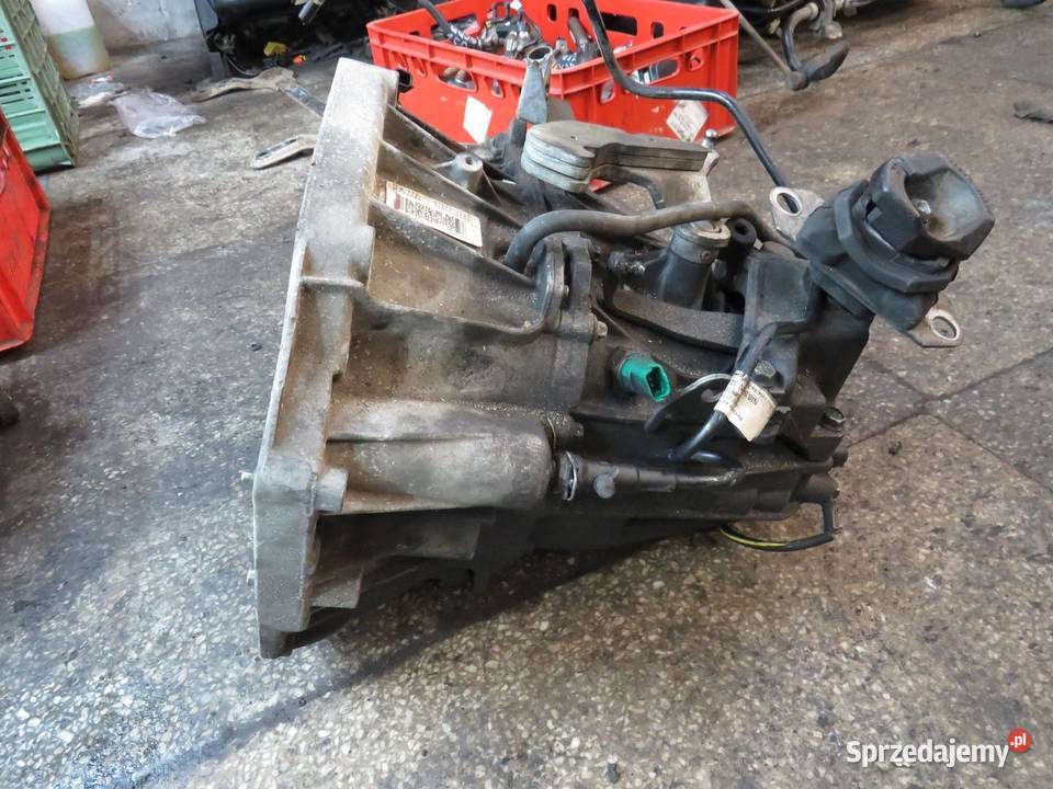 SKRZYNIA BIEGÓW QASHQAI J10 15 DCI 8201010268 Części samochodowe