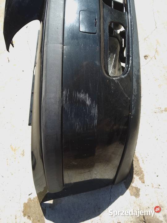ZDERZAK PRZOD VOLVO V70 II kolor czarny 01926 Ciarka