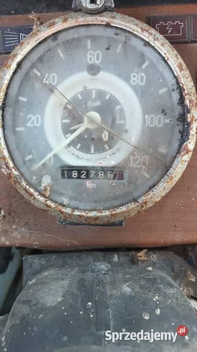 Hanomag Henschel Campingbus uszkodzony Bielowicko