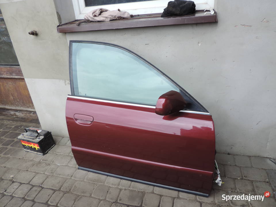 AUDI A4 B5 FL KOMBI DRZWI PRAWY PRZÓD LZ3L Rok produkcji 2000 Nowy Sącz