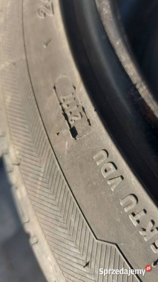 Opony 24545R20 Pozostałe mazowieckie Wyszogród sprzedam