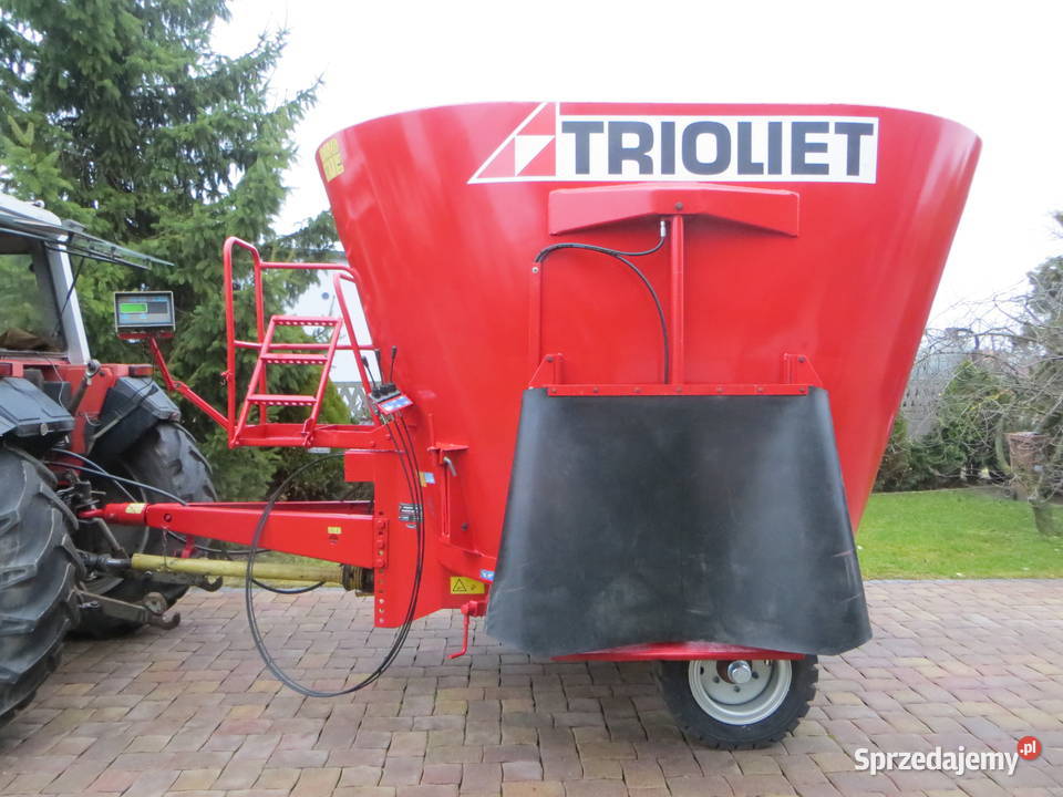 Paszowóz Wóz paszowy TRIOLIET Solomix 1000 Do hodowli zwierząt wielkopolskie Cielcza