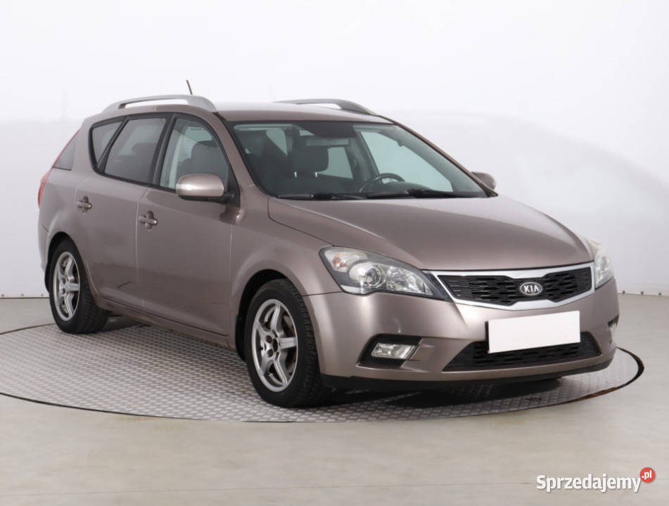 Kia Ceed 16 CRDi manualna Piaseczno