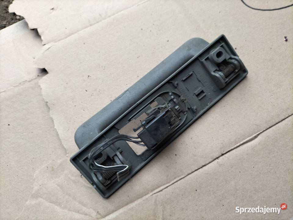 AUDI 80 B4 A6 C4 RĄCZKA LAMPKA WNĘTRZA Kamień-Kolonia sprzedam