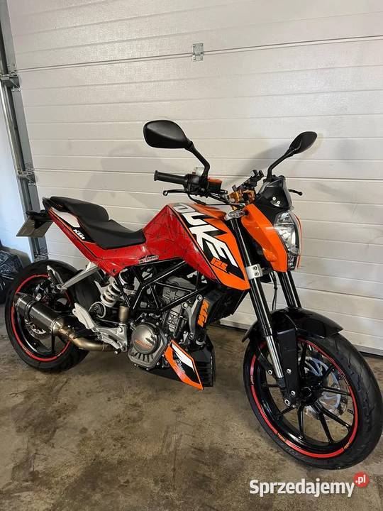 KTM Duke 125 Niski przebieg 2011r Rok produkcji 2011 KTM Ropczyce