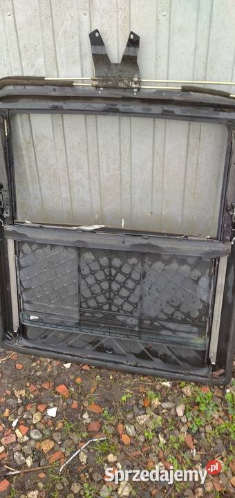 Szyberdach alfa 145146 Rok produkcji 1995 Poznań