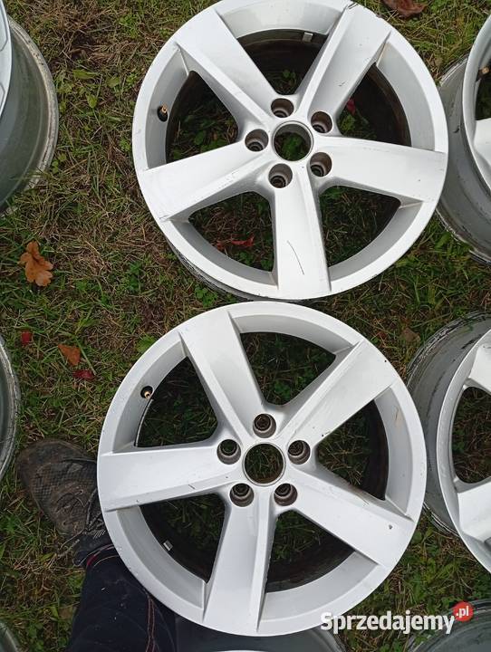 Alufelgi 7jx 16 5x100 et46 oryginał VW audi seat dolnośląskie Kałowice