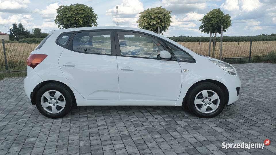 Kia Venga 2015 Kupiona w polskim salonie I lakier metallic sprzedam