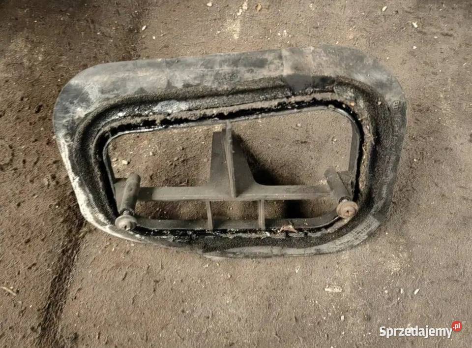 Plastik maski BMW E38 Żory sprzedam