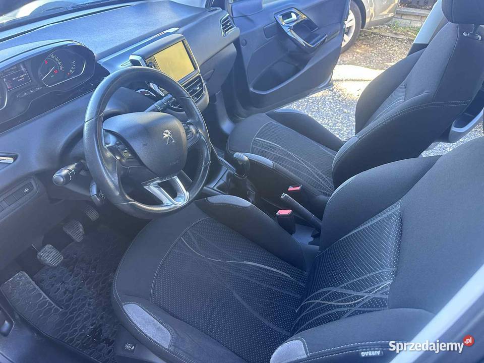 Peugeot 208 Nowy Rozrząd Bogate Wyposażenie 208 Ładna