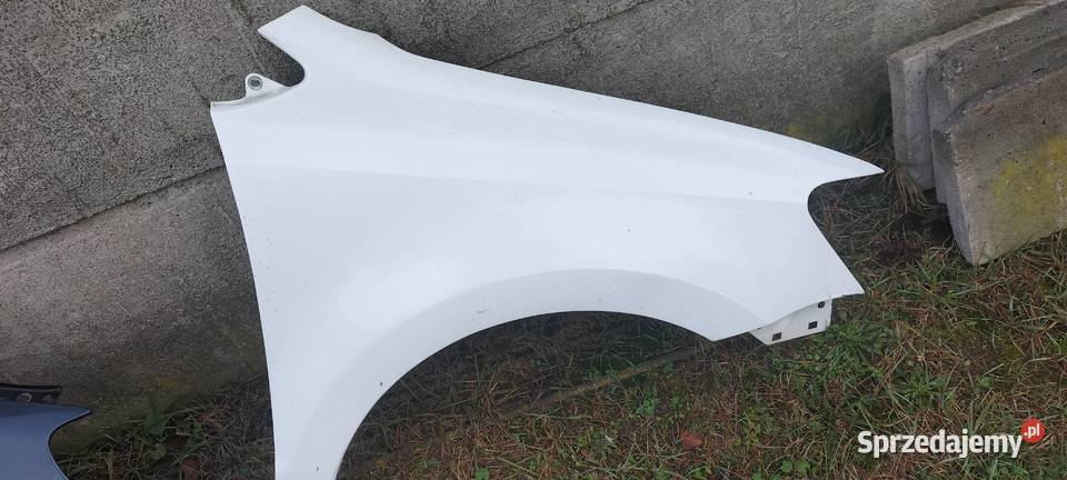 Błotnik prawy VW polo 6r osobowe Błotniki Malanów