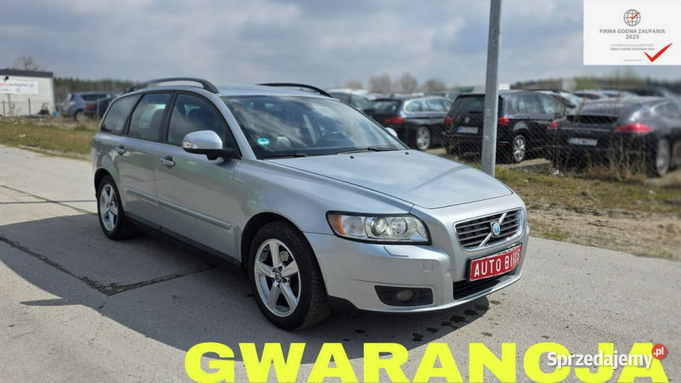 Volvo V50 xsenon zarejestrowane climatronic nowy srebrny Lębork