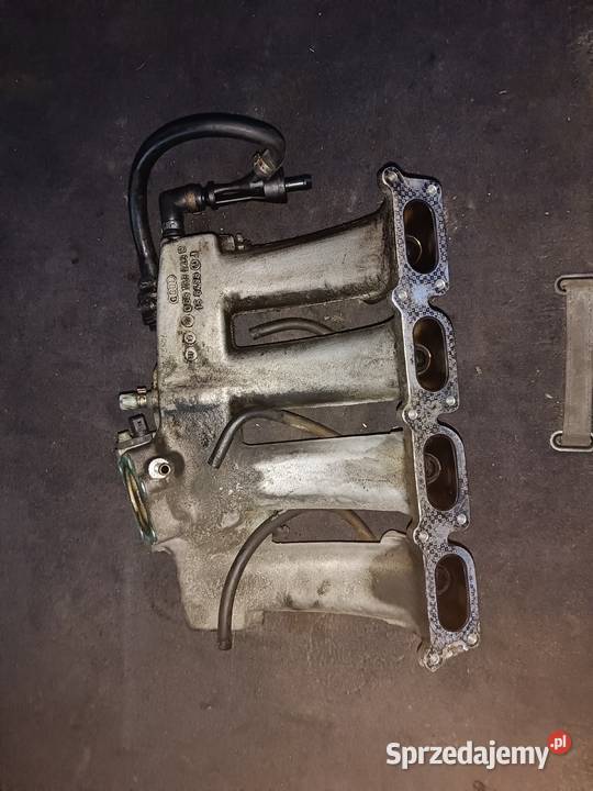 Kolektor Ssący z przepustnicą 18T Audi A4 B5 a20 Myszków