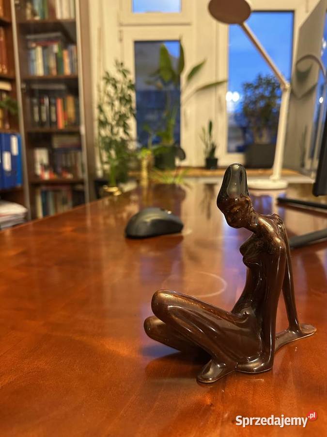 Piękne biurko kancelaryjne dyrektorskie orzech