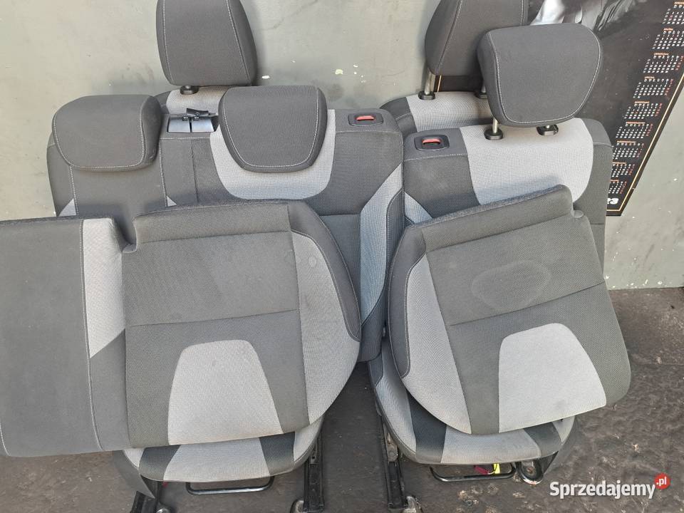 Fotele kanapa focus mk3 kombi Lublin
