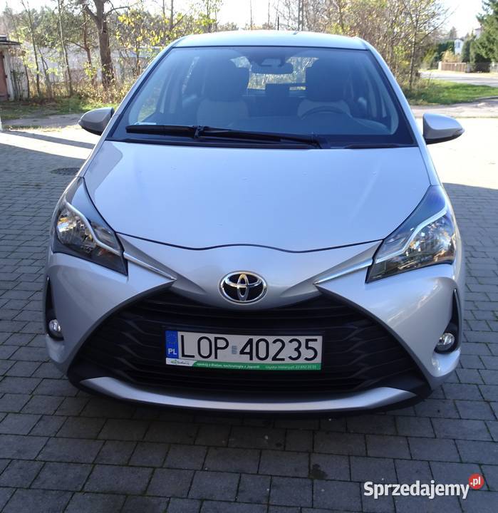 Toyota Yaris 1500 PremiumCity 2017 nieuszkodzony