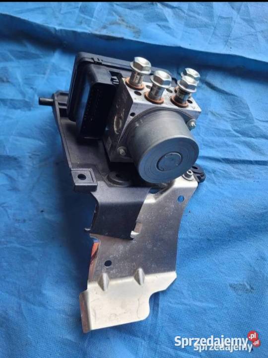 Aprilia TUONO V4 1100 rsv 2016 pompa ABS wielkopolskie Nowy Tomyśl