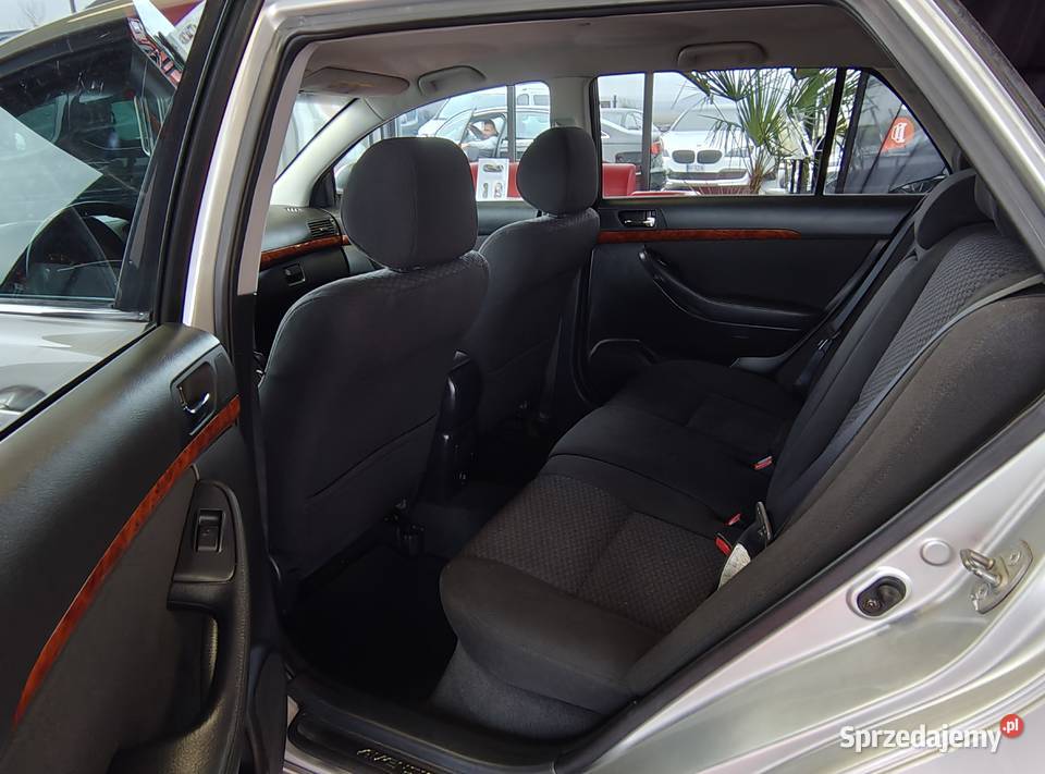 TOYOTA AVENSIS 18BENZYNA AUTOMAT ZADBANA nieuszkodzony Zarszyn