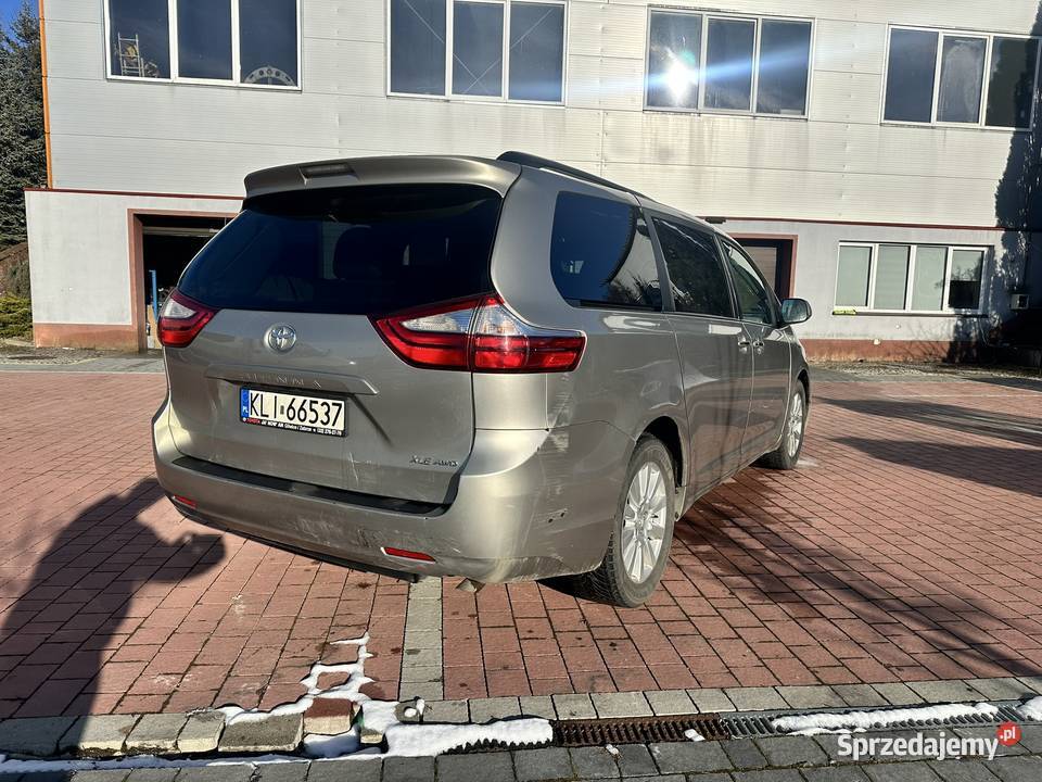 Toyota SIENNA XLE AWD 2017r 35 V6 Limanowa sprzedam