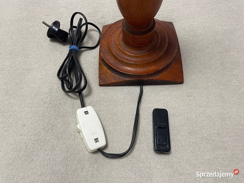 Stara lampa PRL drewniana 50 Lampy stołowe i nocne Lampy Kołobrzeg