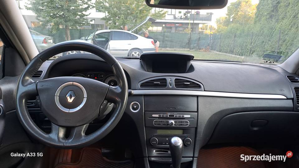 Sprzedam czarną Lagunę 20 Turbo z LPG w automatyczna Otwock