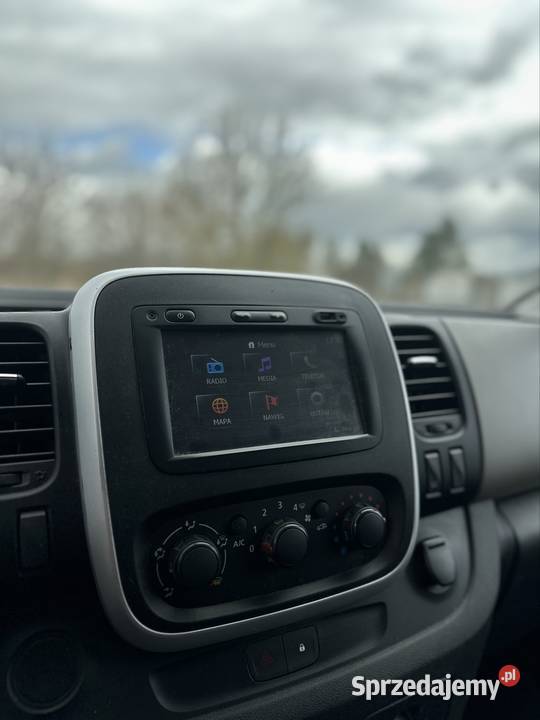 Renault Trafic 16 DCi Long L2H1 nawigacja kamera sprowadzony Ostrowiec Świętokrzyski sprzedam