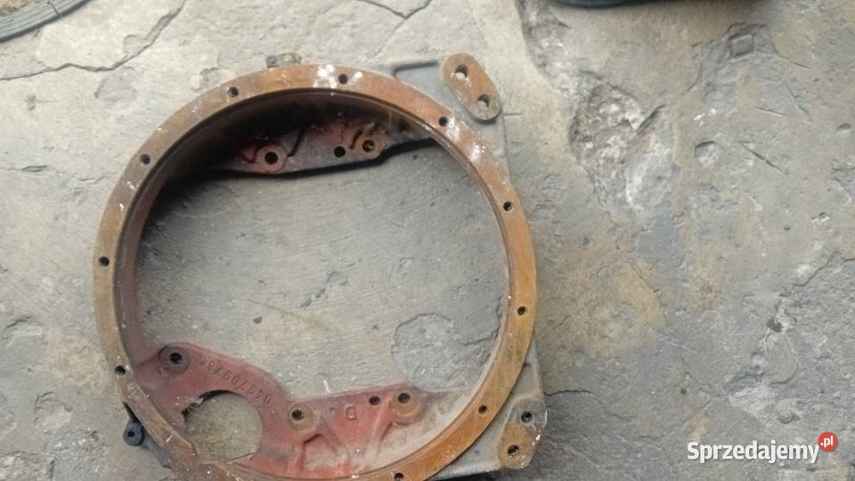 Silnik Deutz obudowa sprzęgła dekiel do pompy Żmudź