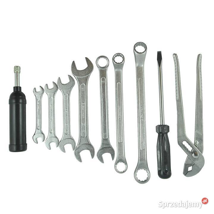 Zestaw kluczy do ciągnika smarownica Tajęcina sprzedam