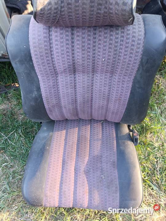 W123 coupe tapicerkasiedzenia boczki Bochnia