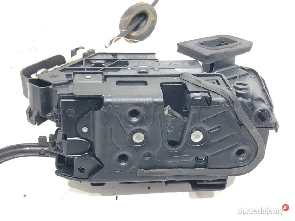 ZAMEK DRZWI PRAWY TYŁ VW POLO VI Hatchback