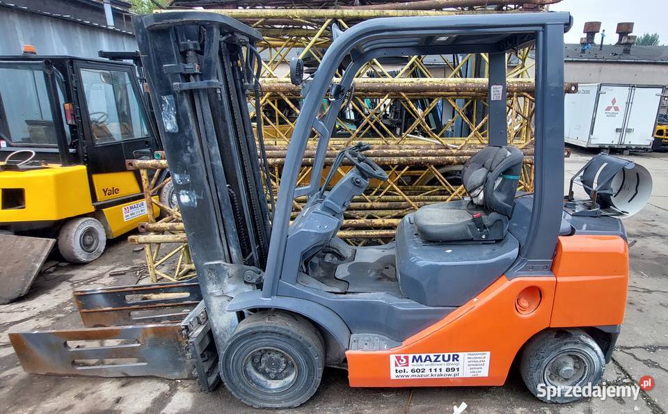 Wózek widłowy Toyota 5FG25 z chwytakiem Toyota Kraków