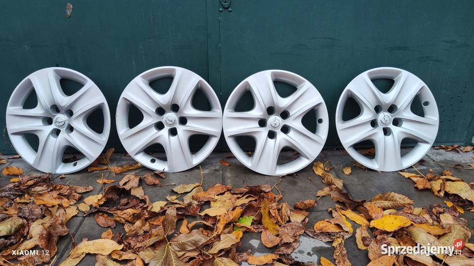 Dekle Opel 17 pod felgi stalowe Zwoleń sprzedam