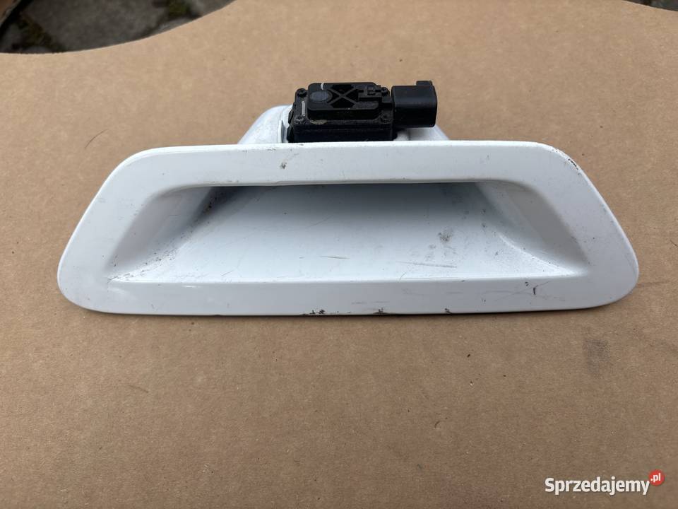 Klamka przycisk klapy bagażnika Ford Kuga MK3 Klamki Lublin