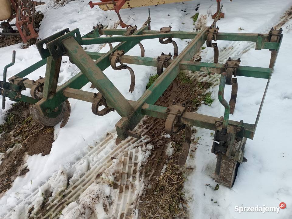 Kultywator nieuszkodzony Chobrzany