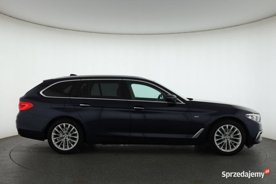 BMW 5 520d xDrive Piaseczno
