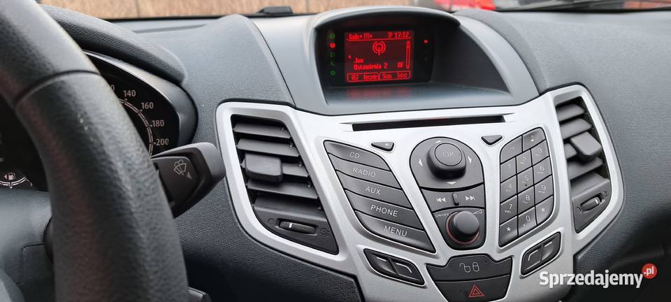 FORD FIESTA 125 BOGATA WERSJA SALON