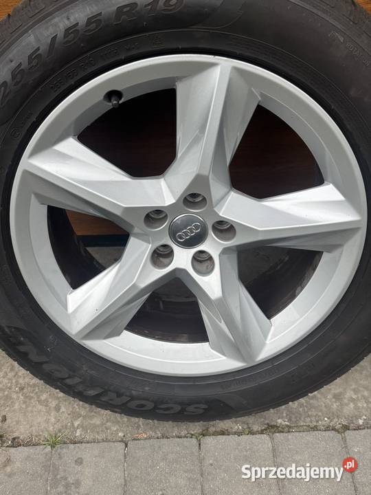Alufelgi Audi 19 Rozstaw śrub 5x112 Opony zima Samochodowe Wiązownica Duża