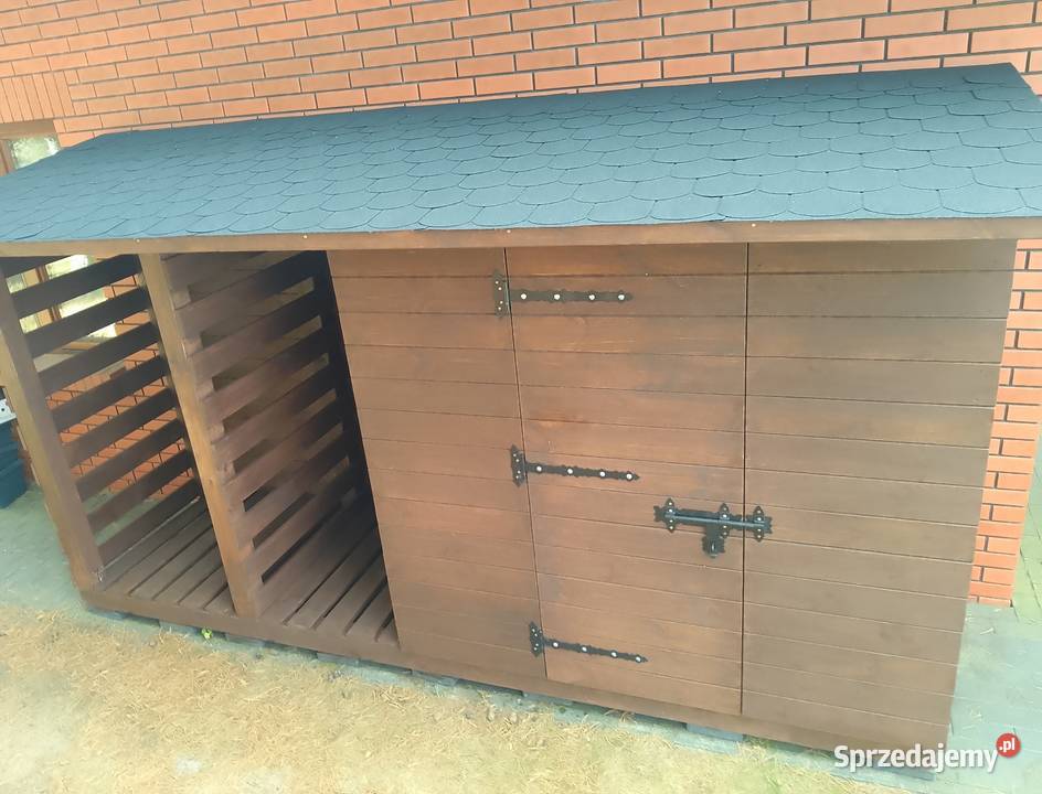 Drewutnia na drewno z pomieszczeniem Architektura ogrodowa Olsztyn