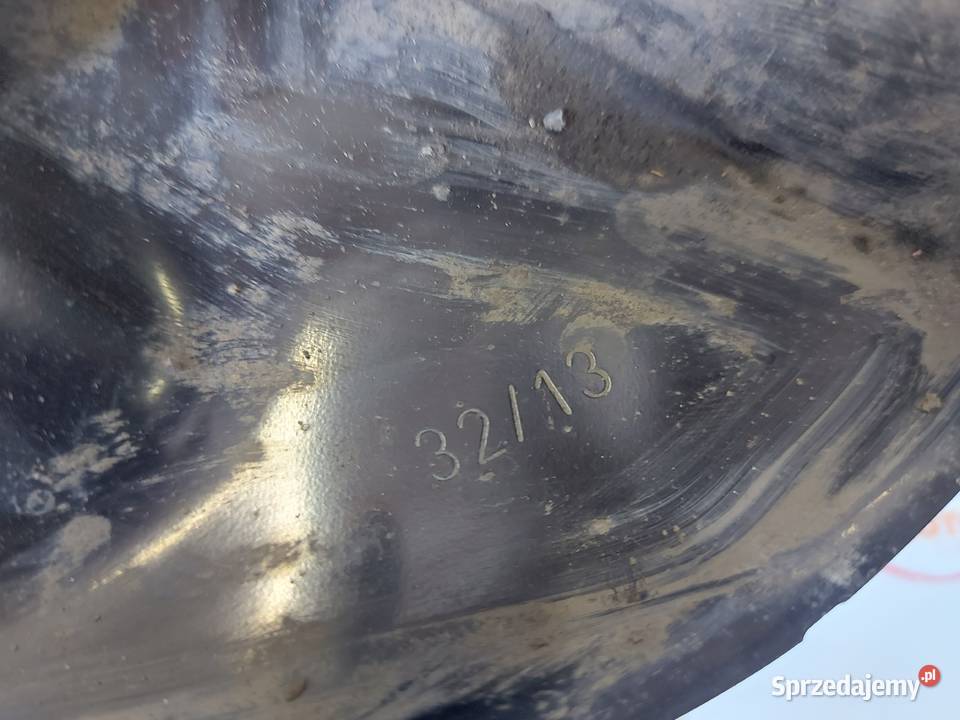 VW PASSAT 20 TDI 13r zwrotnica lewa tył Kielce sprzedam