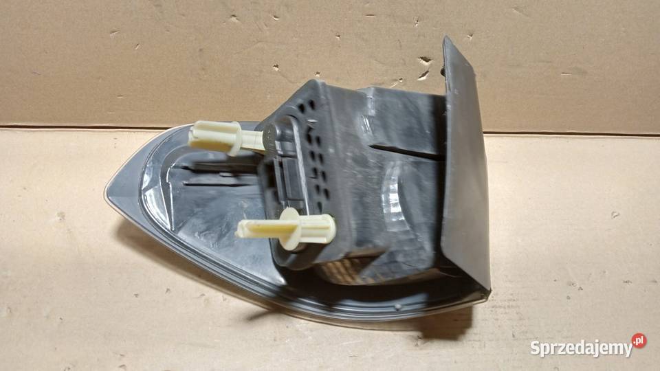 FORD S LAMPA TYŁ LEWA Zbierkowo
