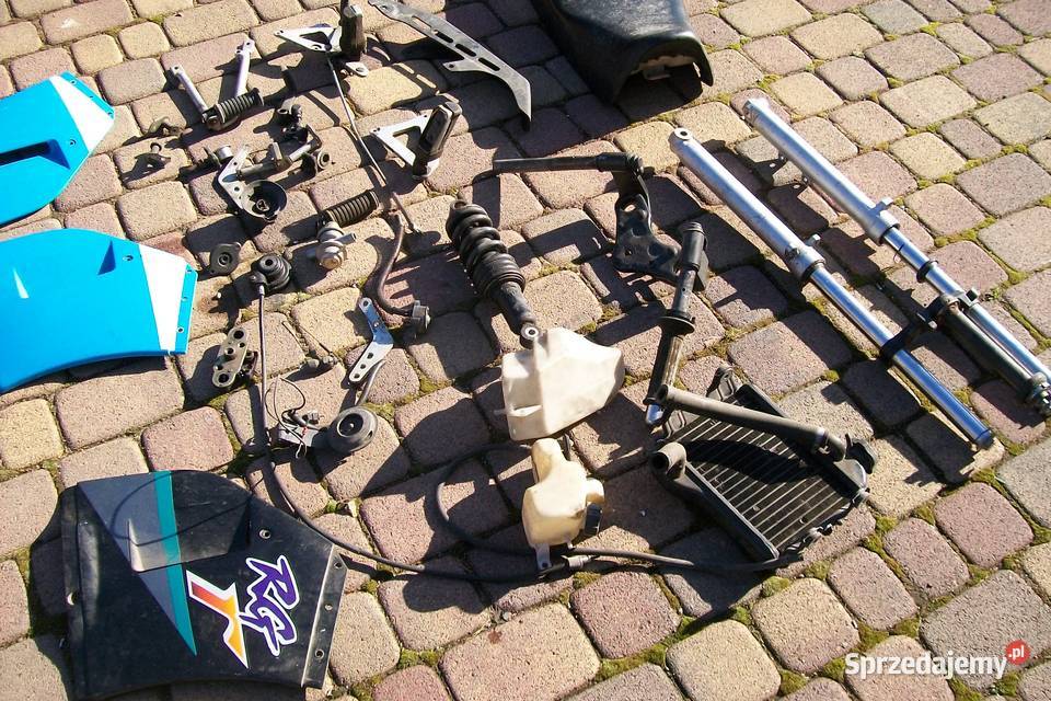 suzuki rg 80plastiki chlodnica podnozki itd Lwówek Śląski