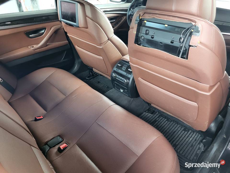 BMW 550i XDRIVE 2011