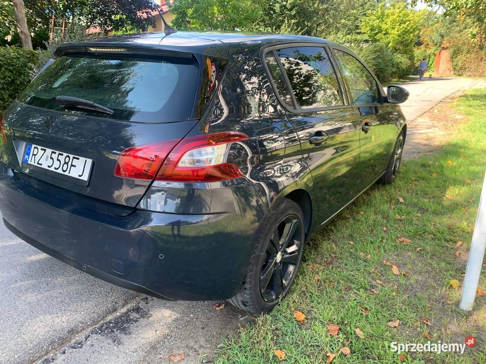 PEUGOT 308 1.2 benzyna 2018r zarejstrowany gwarantowany przebieg 4000