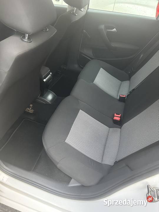 Volkswagen Polo R6 benzyna Rok produkcji 2011 Szczecin