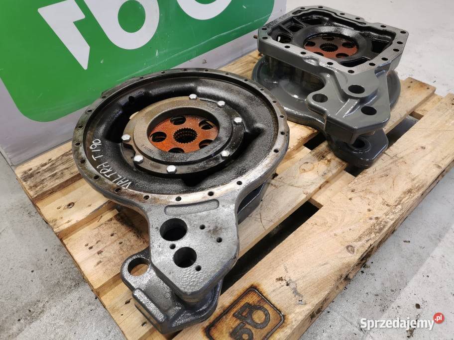 Valtra T 213 Ucho dolnego ramienia TUZ wielkopolskie