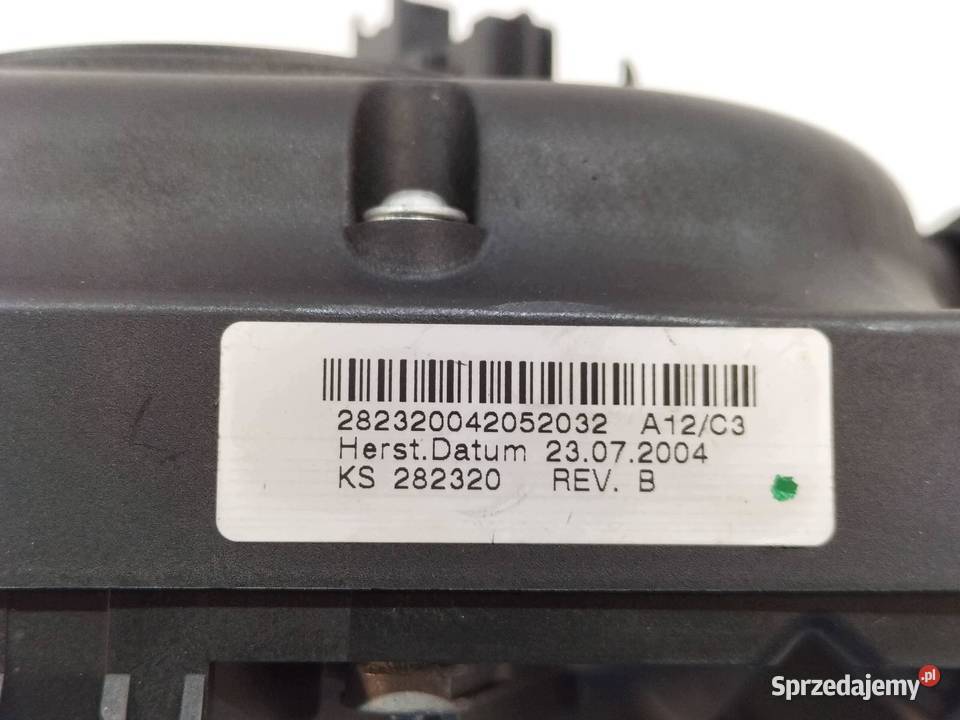 PRZEŁĄCZNIK ZESPOLONY 13197721 Opel Astra III Rok produkcji 2004