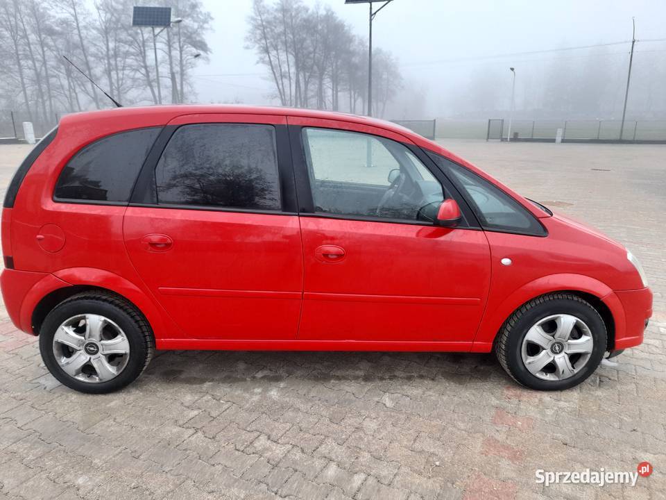 Opel Meriva 17cdti 272000km Sadowne