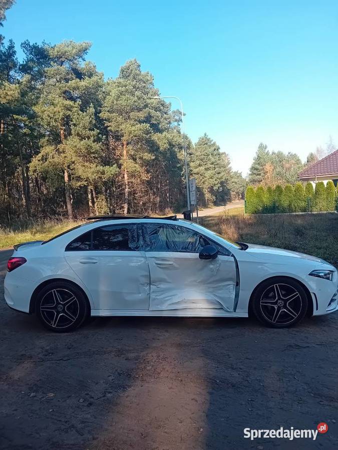Mercedes A klasa sedan AMG Panorama Rogów