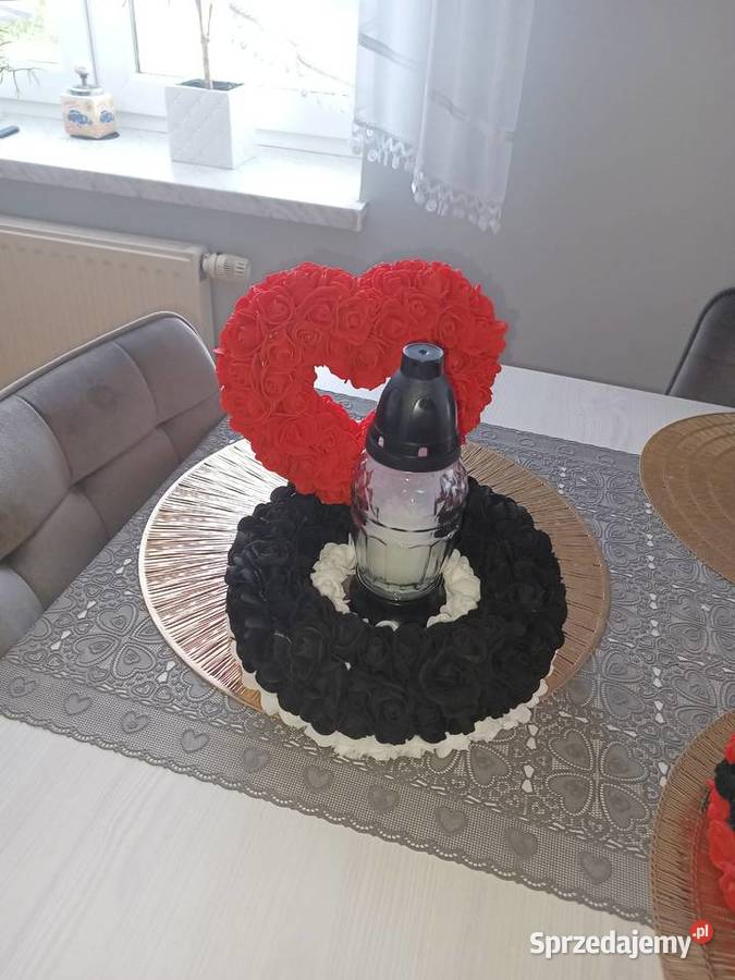 Stroiki na cmentarz Praszka