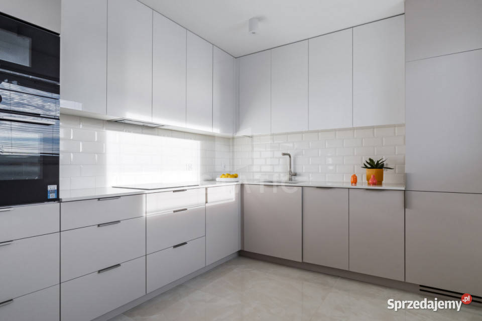 sprzedaży mieszkania 608m2 3 pokoje Gdynia Gen